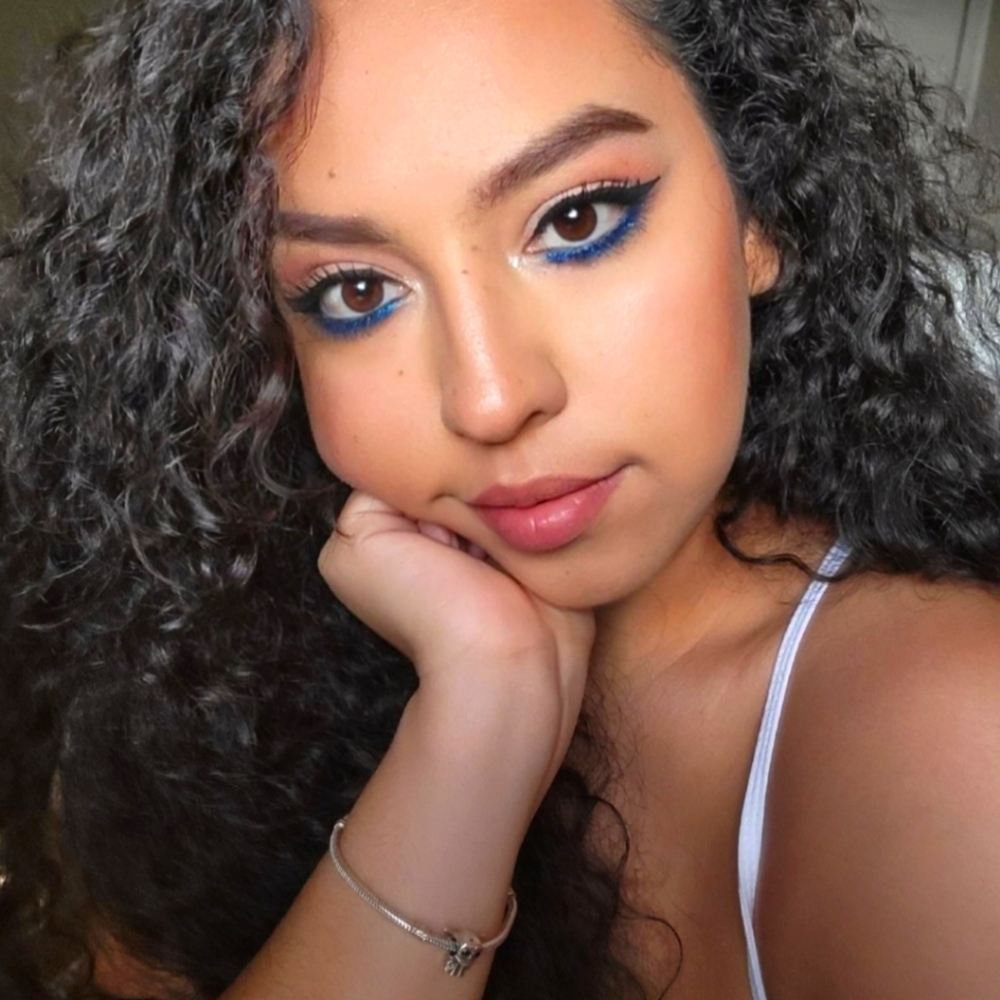 Meet your Posher, Krystal